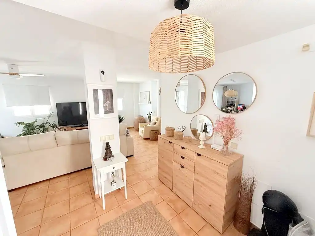Sala de estar de Dúplex en venta en Vélez-Málaga con Aire acondicionado, Terraza y Trastero