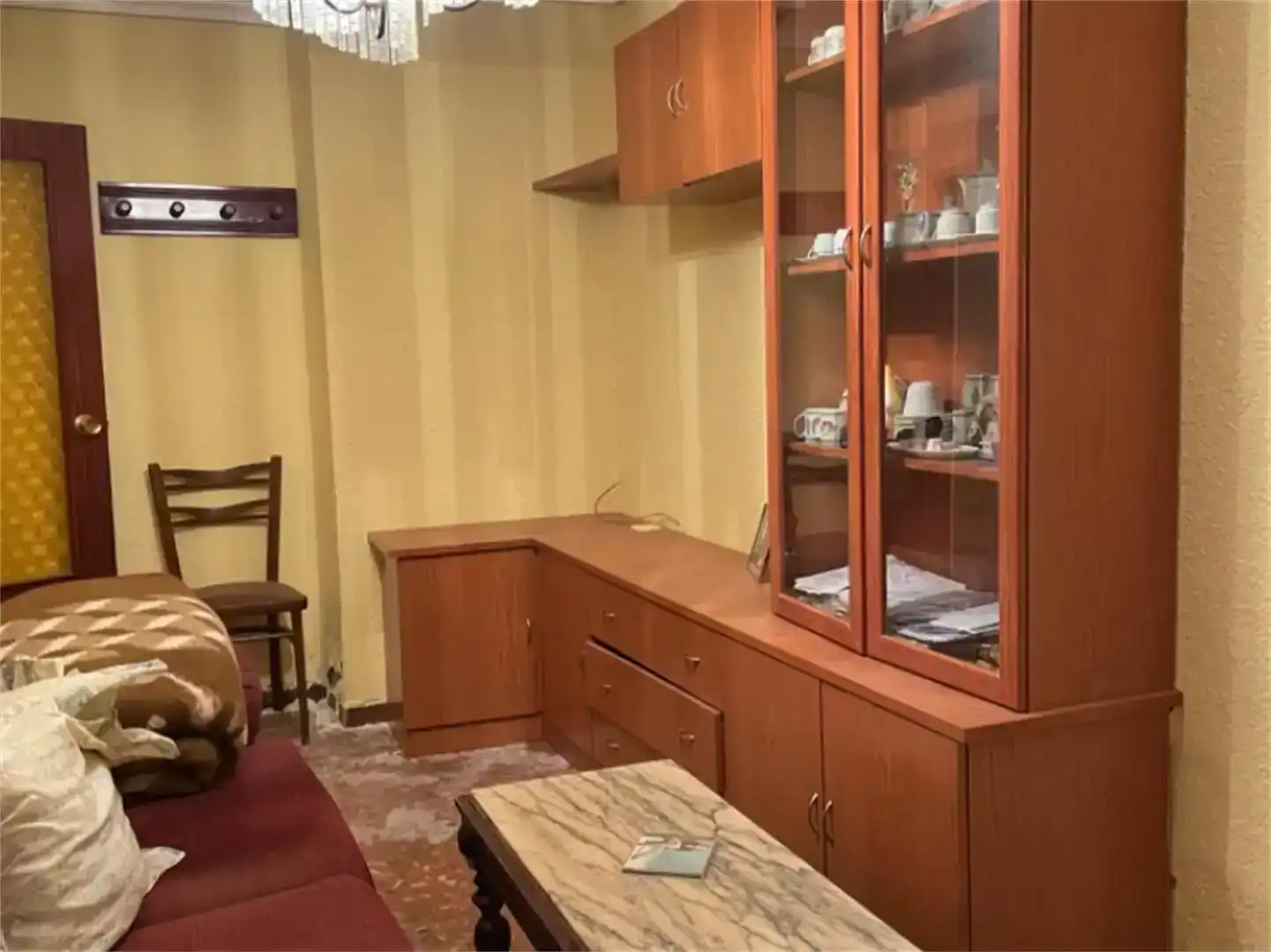 Wohnzimmer von Wohnung zum Verkauf in Paniza mit Abstellraum, Möbliert und Ofen