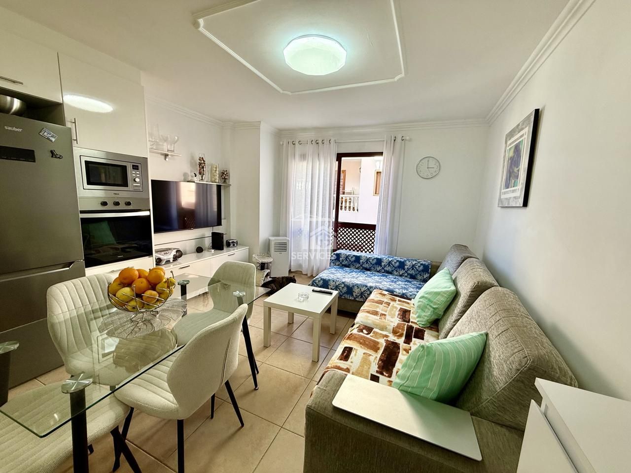 Sala d'estar de Pis en venda en San Miguel de Abona amb Aire condicionat, Terrassa i Traster