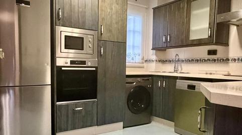 Foto 2 de Piso de alquiler en San Antonio, Huelva