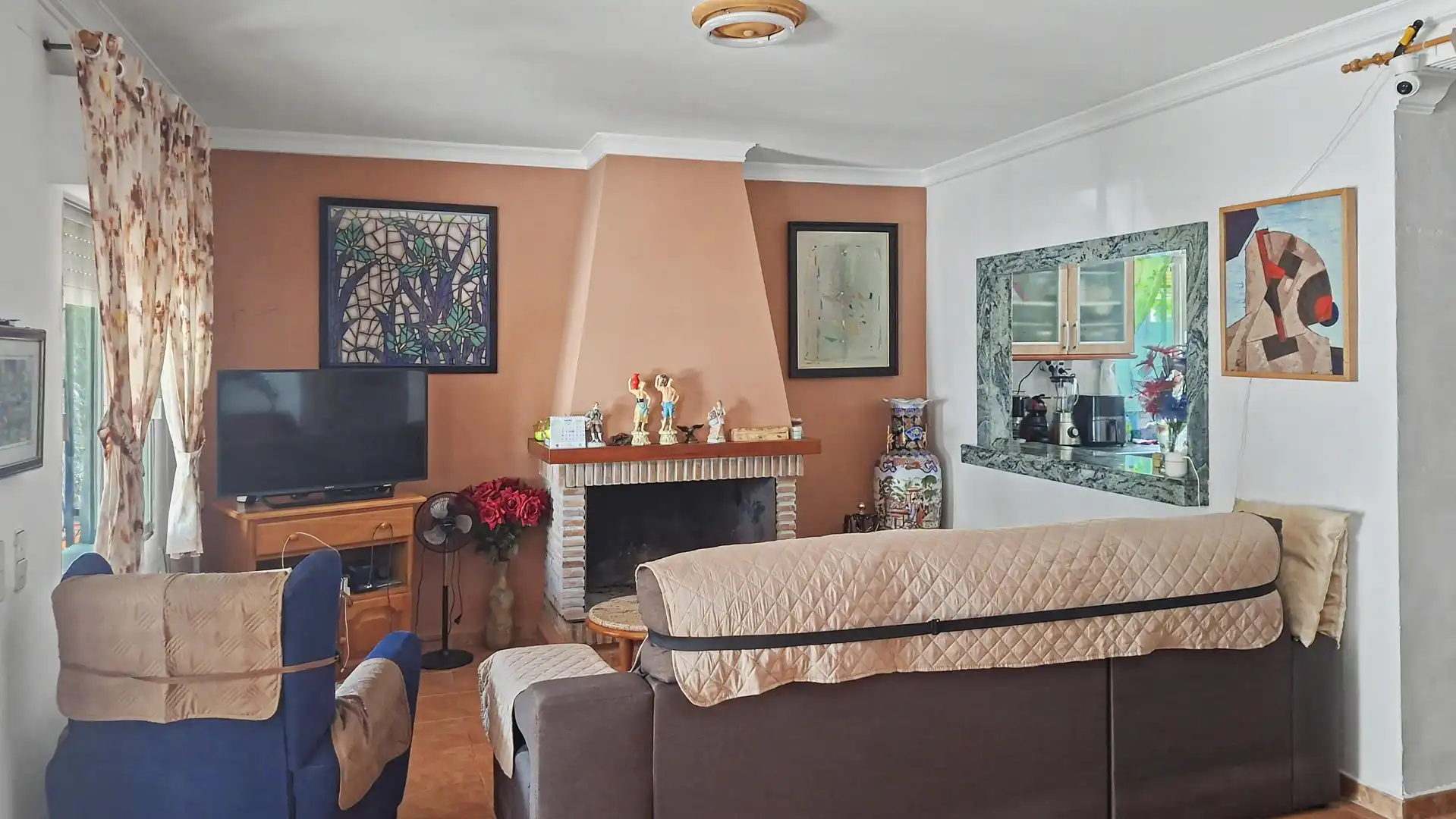 Living room of Houses for sale in Oliva  with Air Conditioner, Heating and Private garden