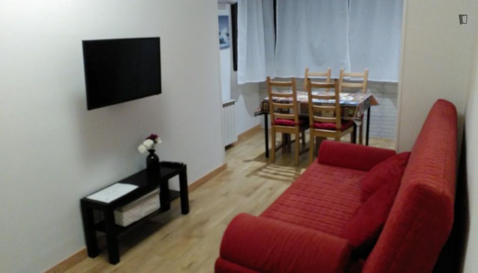 Apartamento de alquiler en Lucero - Imagen 3