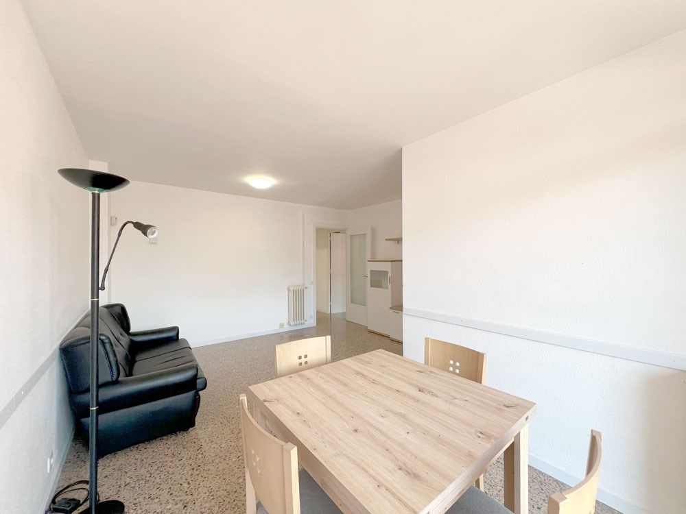 Sala d'estar de Àtic de lloguer en Reus amb Calefacció, Terrassa i Moblat