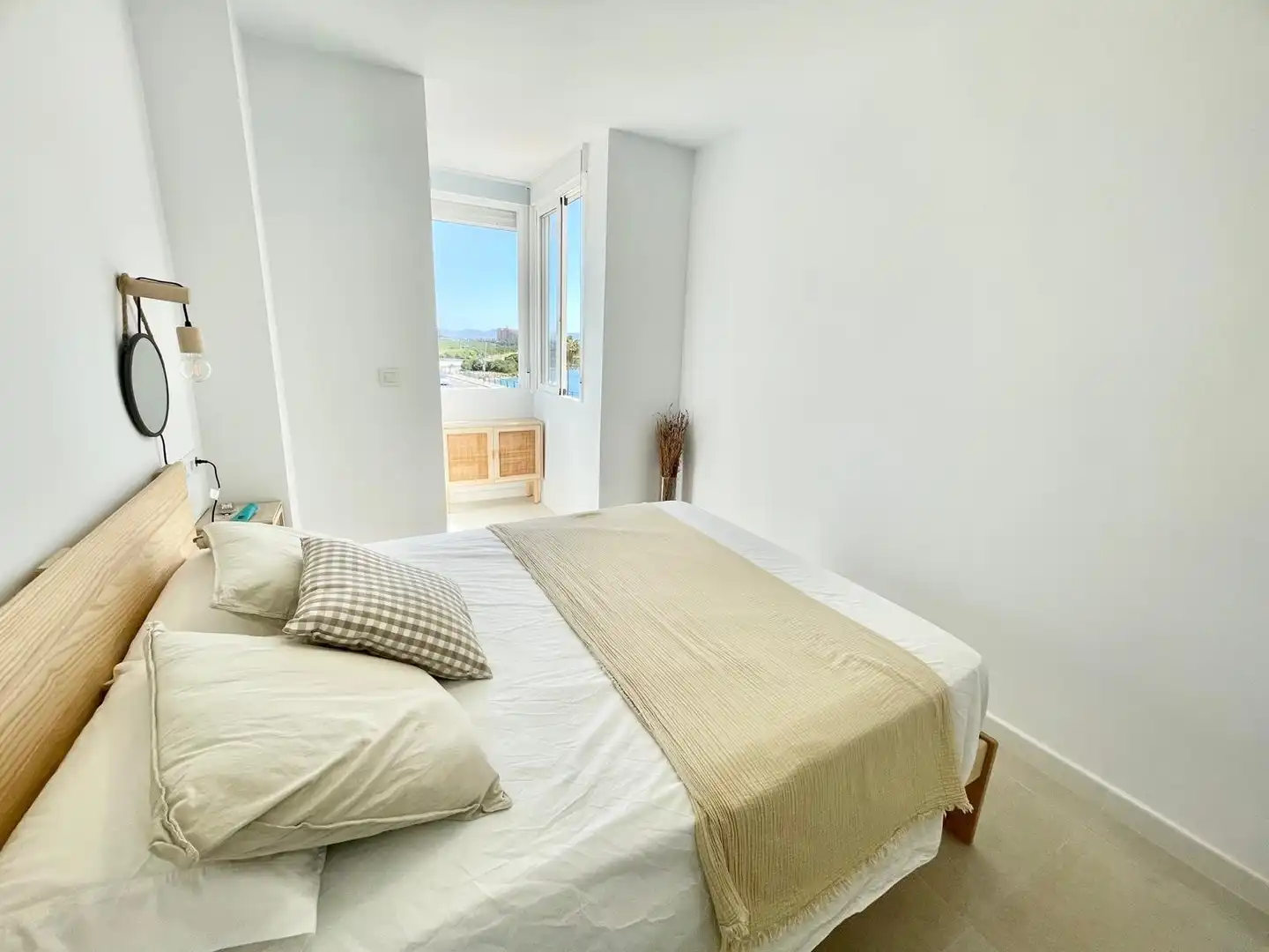 Bedroom of Apartments for rent in La Manga del Mar Menor  with Air Conditioner, Heating and Terrace