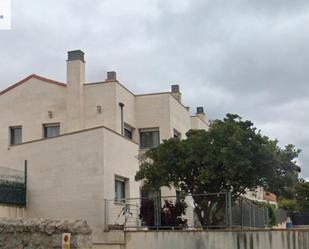 Vista exterior de Casa adosada en venda en Ávila Capital