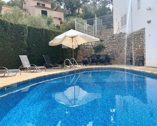 Piscina de Casa o xalet de lloguer en Calvià amb Aire condicionat, Terrassa i Traster