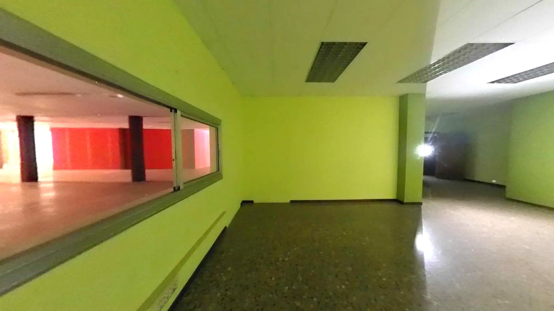 Nau industrial en venda en Viladecans