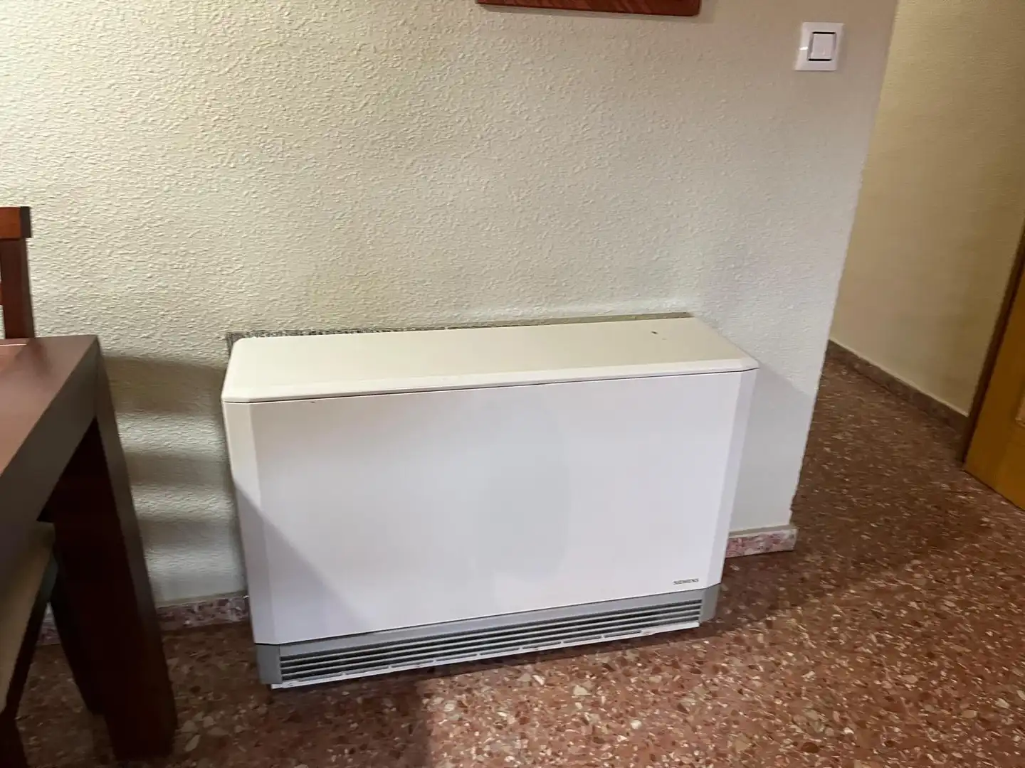 Vista exterior de Pis de lloguer en Almansa amb Calefacció, Jardí privat i Moblat
