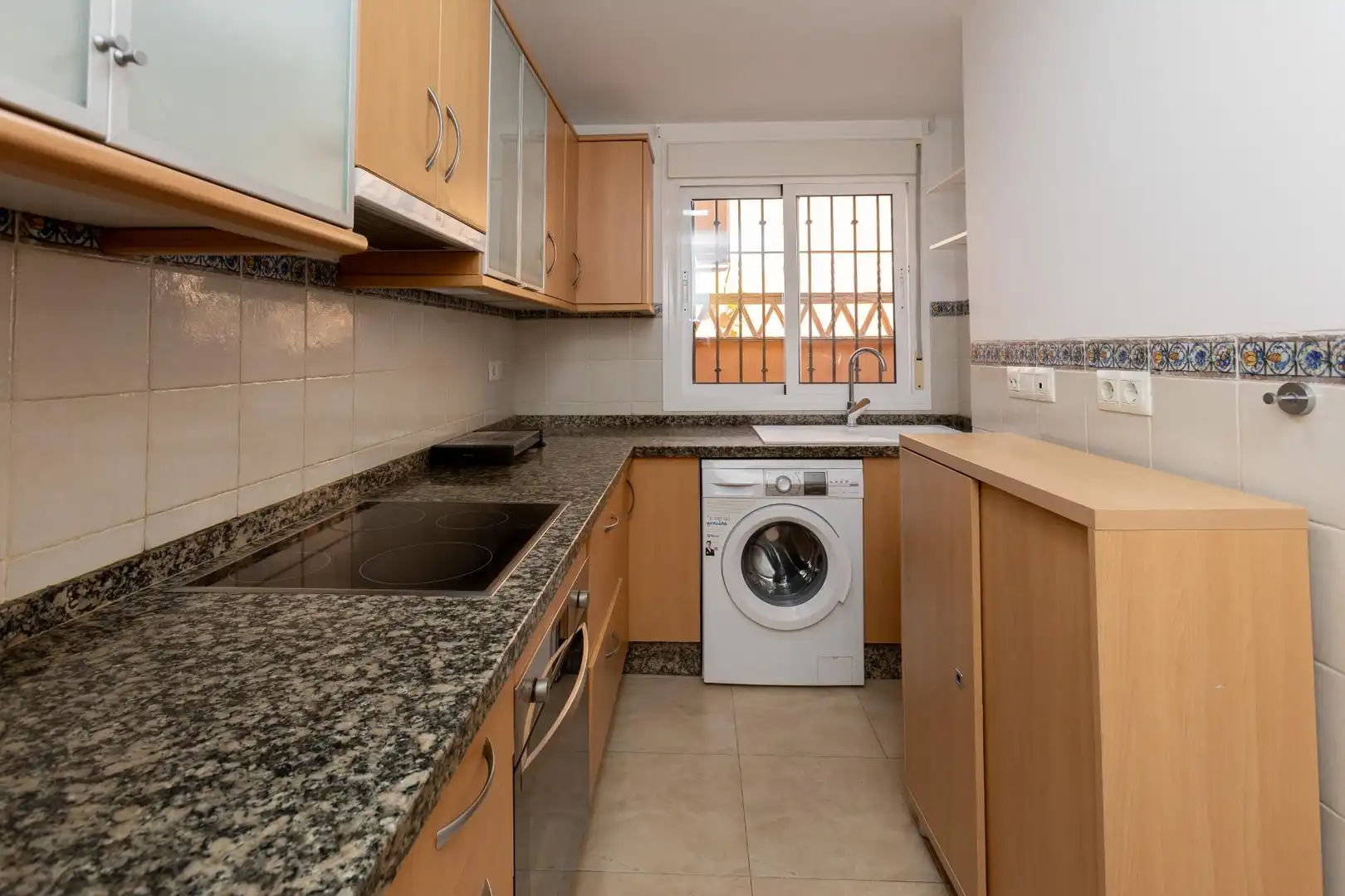 Kitchen of Detached homes for sale in Vélez-Málaga  with Heating, Private garden and Terrace