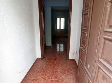 Casa con balcone in vendita a Torredonjimeno