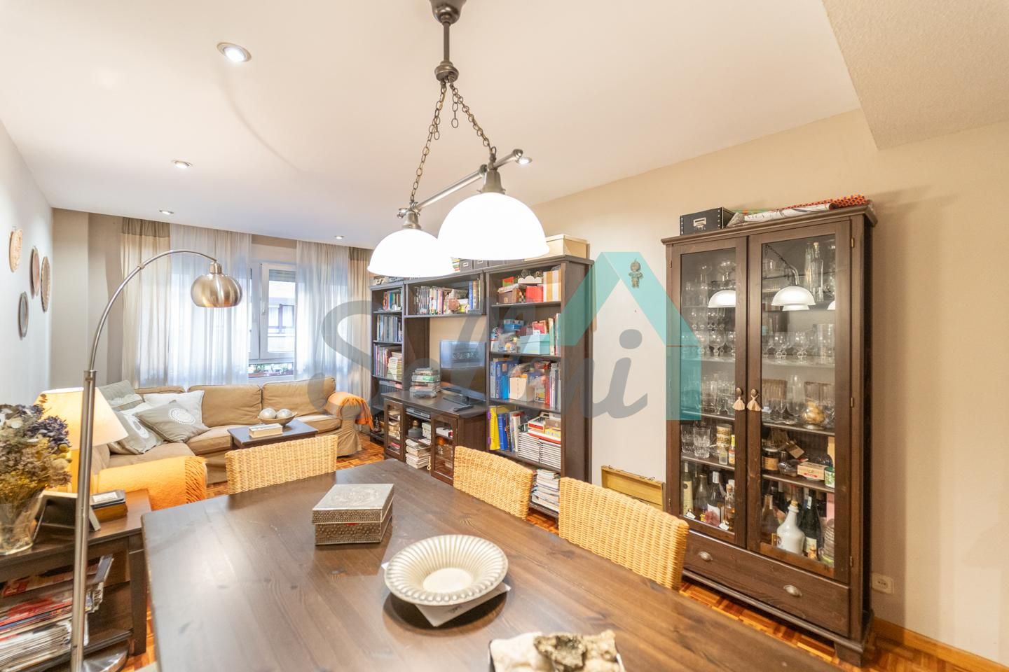 Living room of Flat for sale in Oviedo   with Heating and Parquet flooring