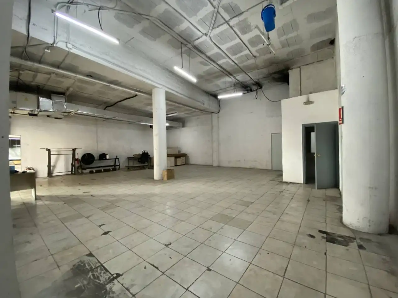 Local de alquiler en Calle Salvador Espriu, 83, La Vila Olímpica del Poblenou