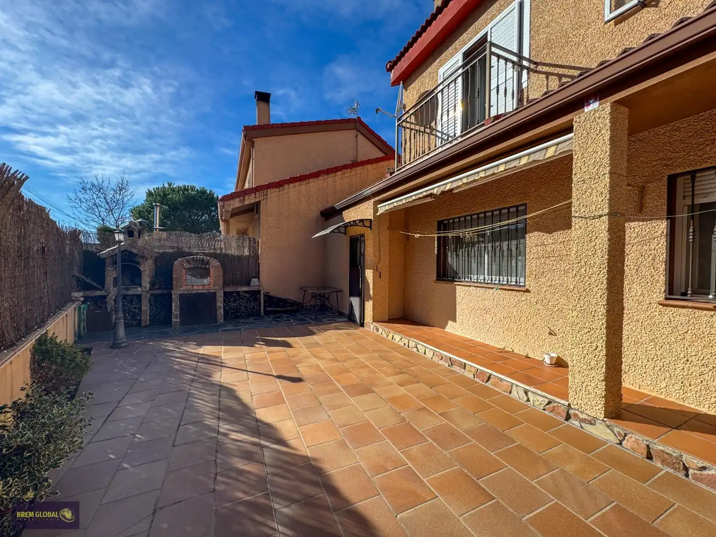 Terrassa de Casa adosada en venda en La Cabrera amb Calefacció, Jardí privat i Traster