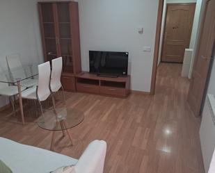 Living room of Flat to rent in Ciudad Real Capital  with Air Conditioner, Heating and Furnished