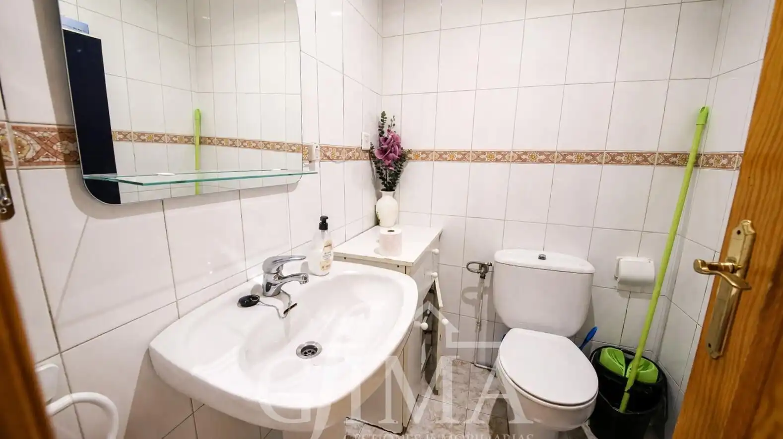 Bathroom of Attic for sale in Tomelloso  with Heating, Terrace and Furnished