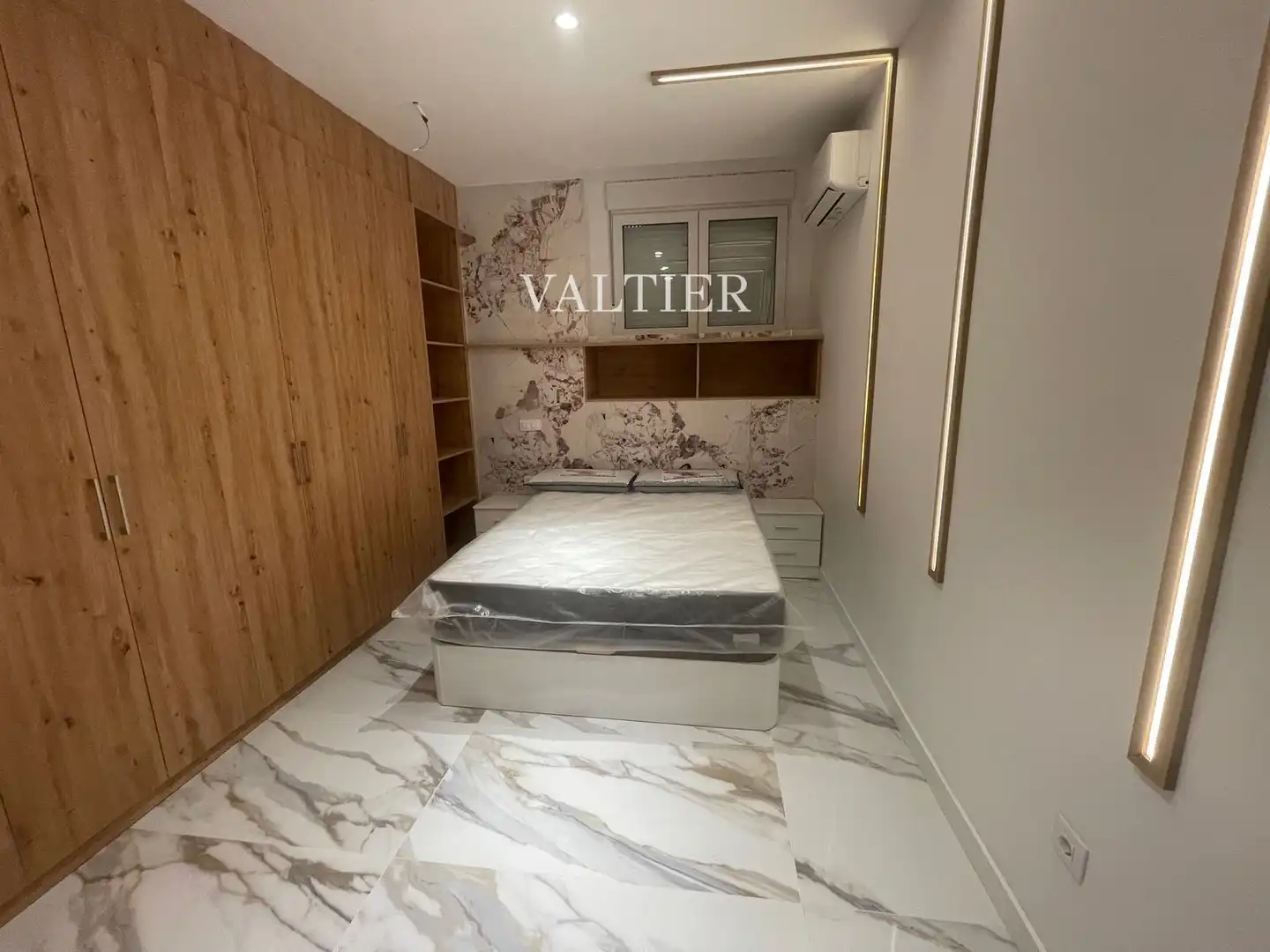 Bedroom of Flat for rent in Madrid  with Air Conditioner, Heating and Furnished