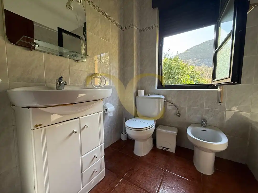 Bathroom of Buildings for sale in Llanes