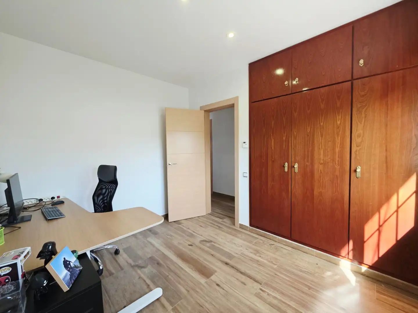 Habitación de Casa o chalet en venta en Vallirana con Aire acondicionado, Calefacción y Jardín privado