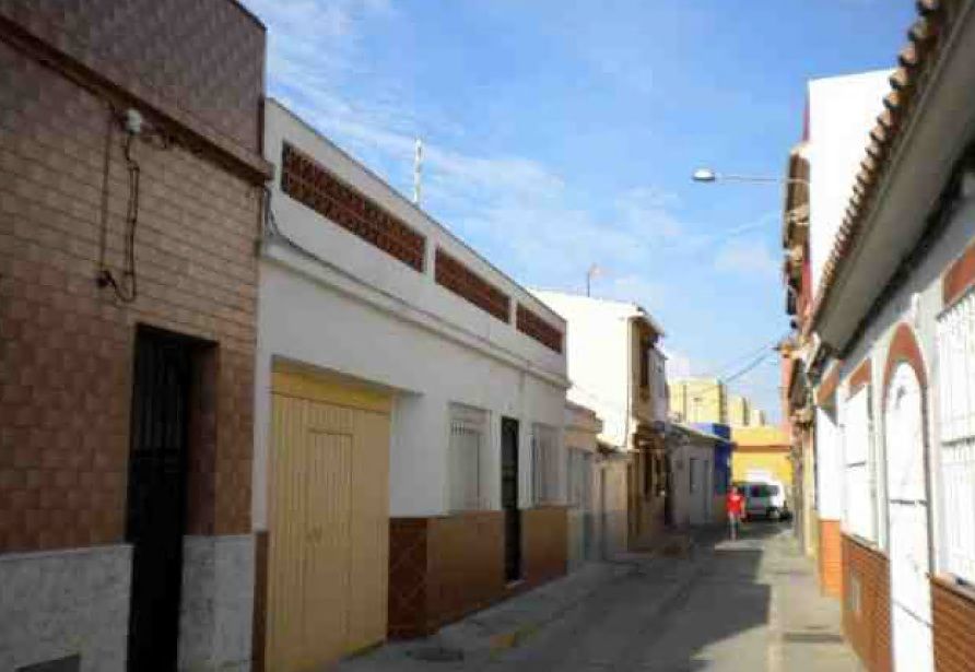 Vista exterior de Casa o xalet en venda en La Línea de la Concepción