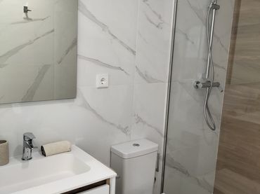 Apartamento de obra nueva con piscina en venta en Calle Melocotonero