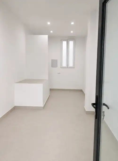 Commercial properties for rent in Madrid  with Air Conditioner and Heating