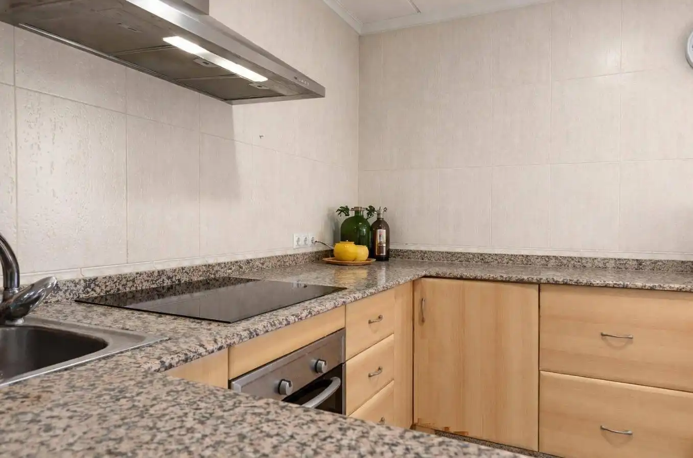 Kitchen of Houses for sale in Crevillent  with Community pool