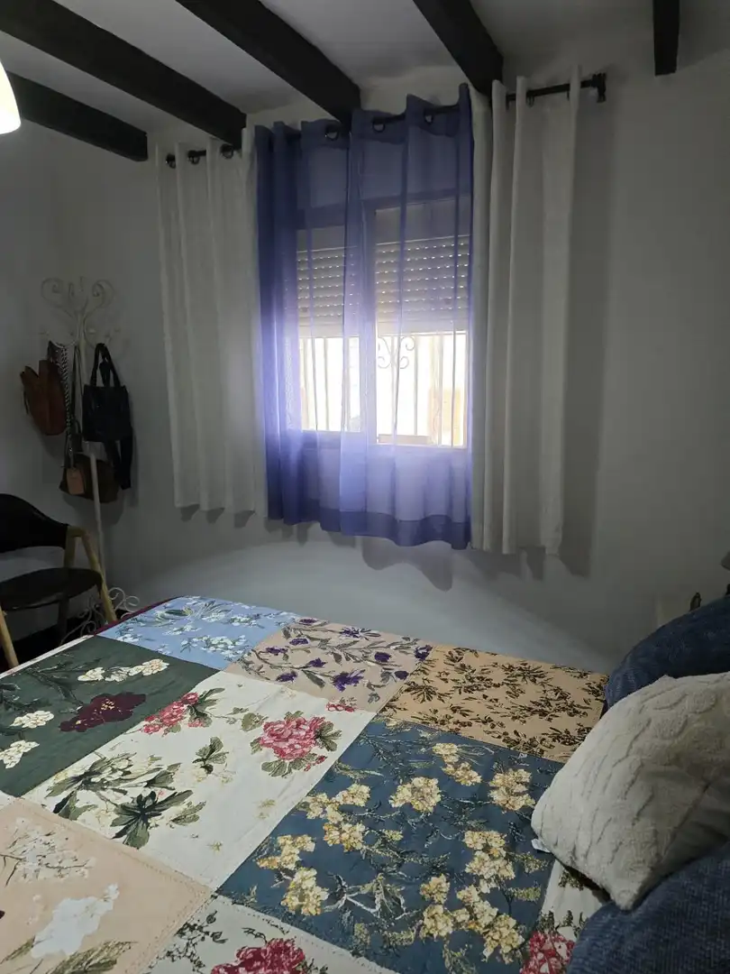 Habitación de Casa adosada en venta en Algeciras