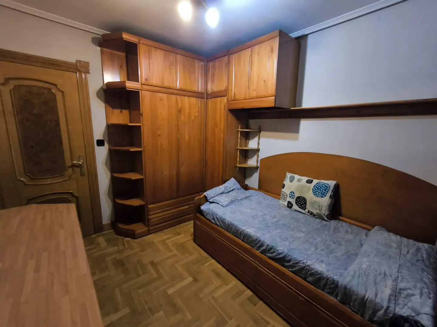 Habitación de Piso en venta en Barakaldo  con Calefacción, Jardín privado y Amueblado