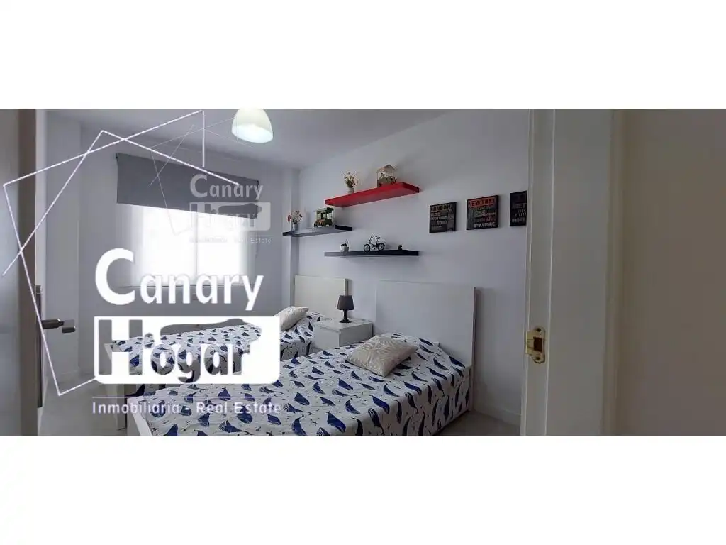 Dormitori de Apartament en venda en Adeje amb Aire condicionat i Balcó