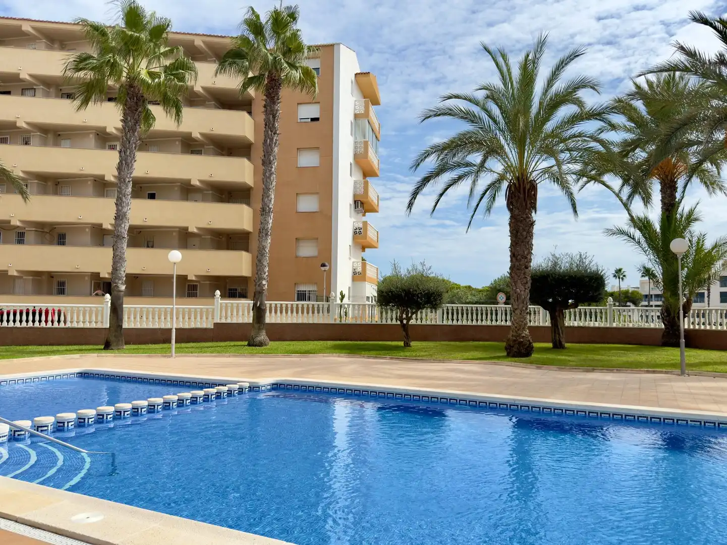 Piscina de Apartament en venda en El Moncayo - El Pòrtic