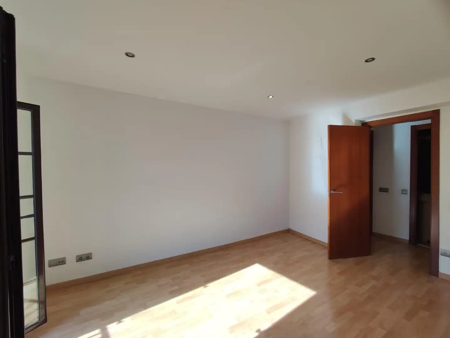 Flat for sale in Manresa  with Heating and Parquet flooring