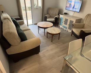 Living room of Flat to rent in  Granada Capital  with Furnished and Balcony
