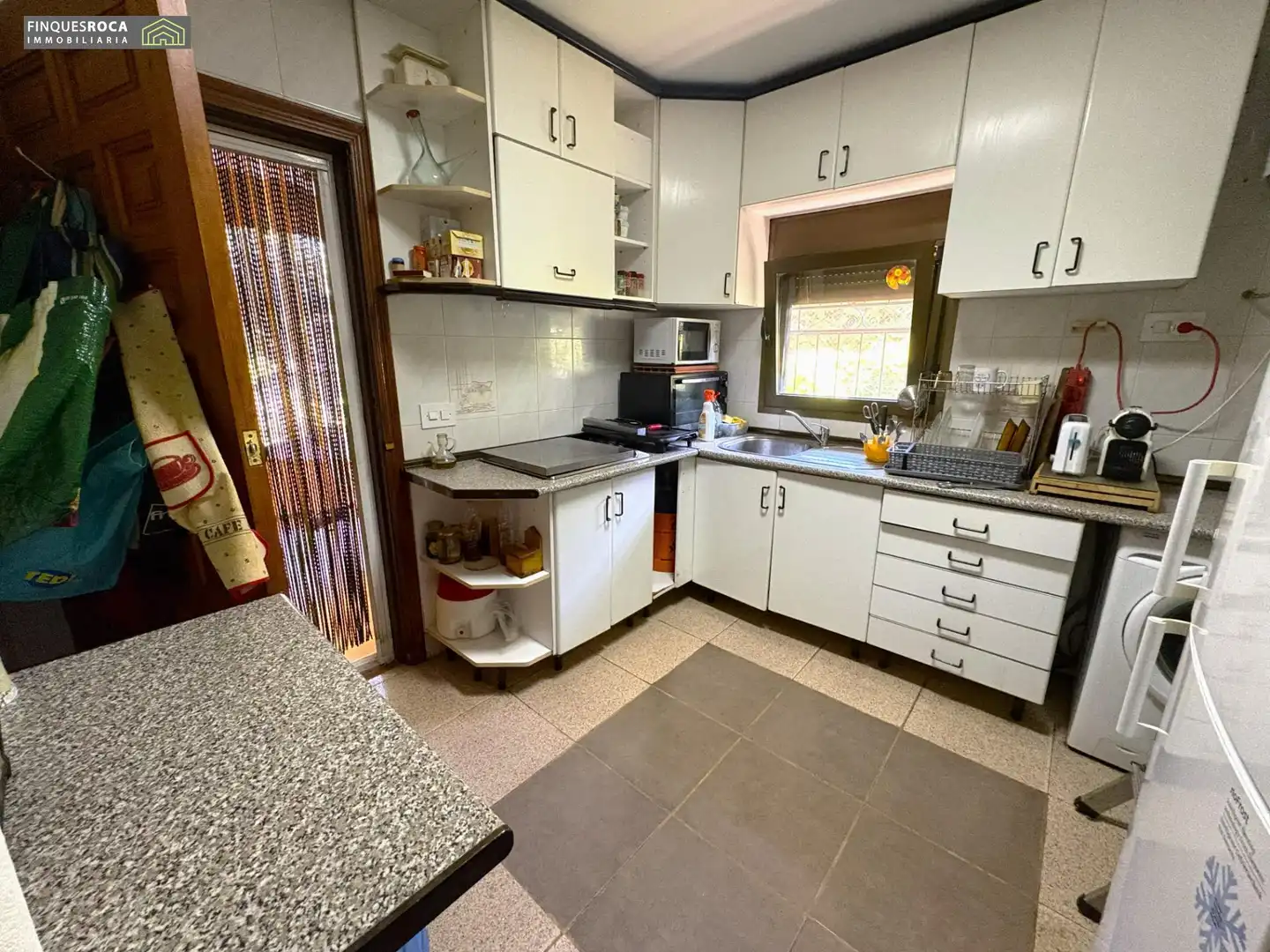 Cocina de Casa o chalet en venta en La Ràpita con Aire acondicionado, Jardín privado y Piscina