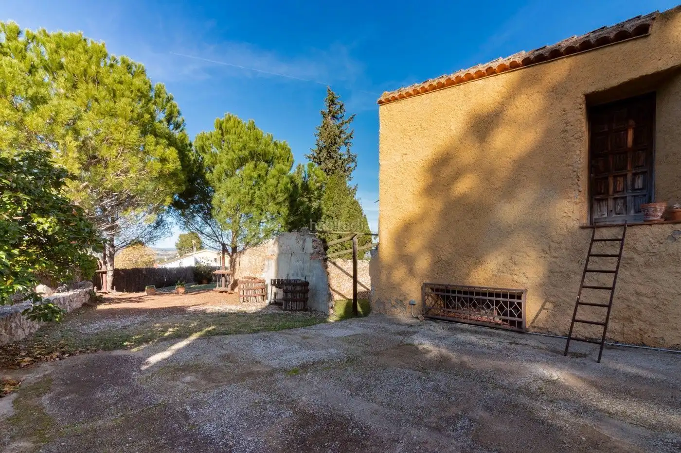 Vista exterior de Finca rústica en venda en Subirats amb Aire condicionat, Calefacció i Jardí privat