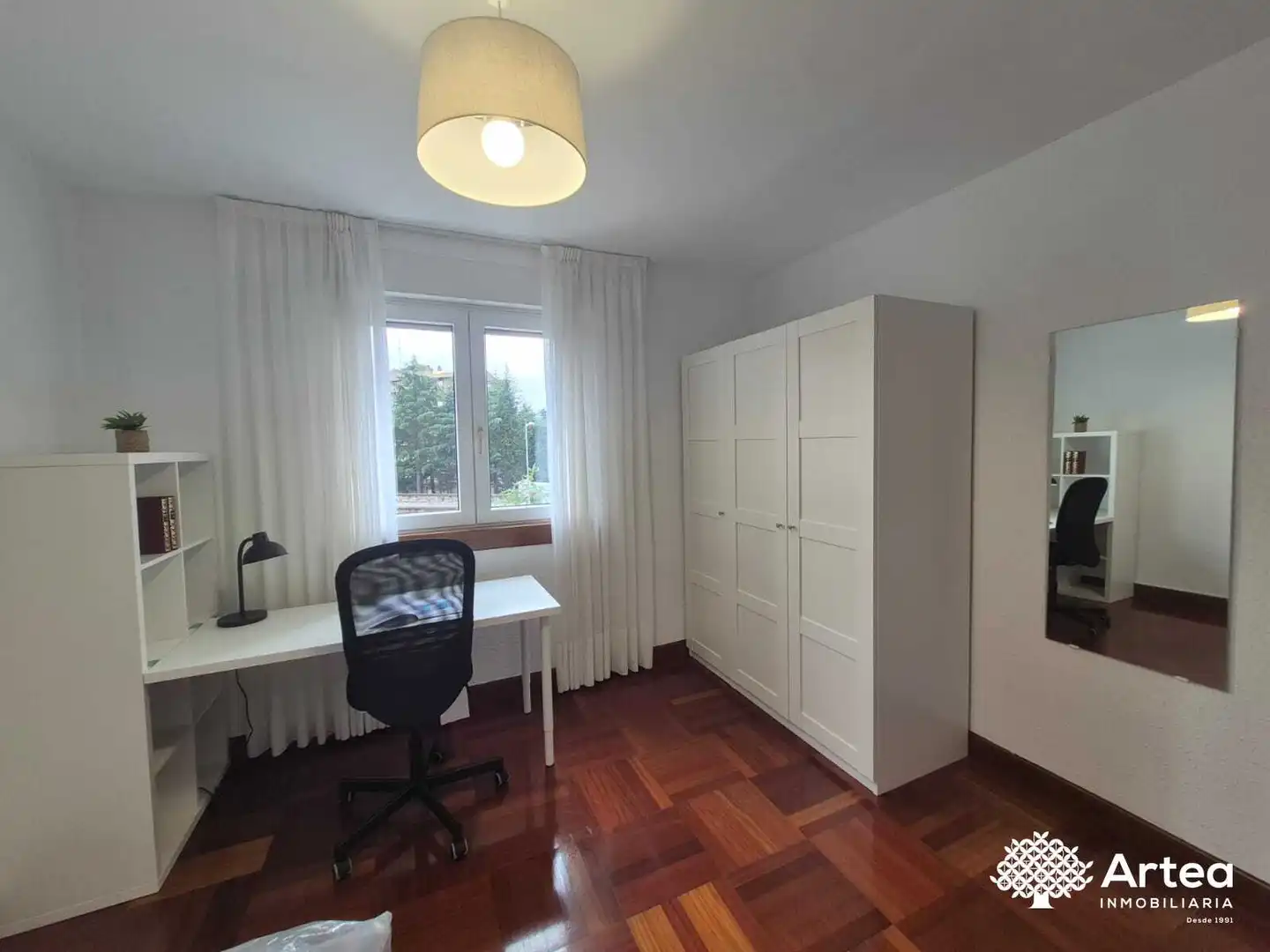 Bedroom of Flat for rent in Bilbao   with Heating, Oven and Washing machine