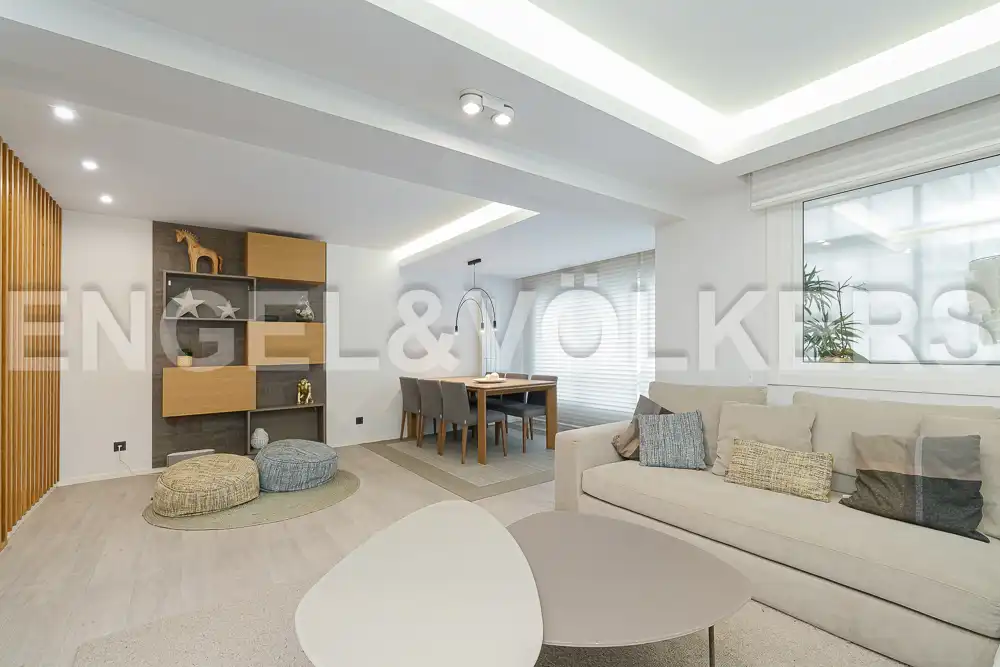 Sala d'estar de Pis en venda en Vigo  amb Calefacció