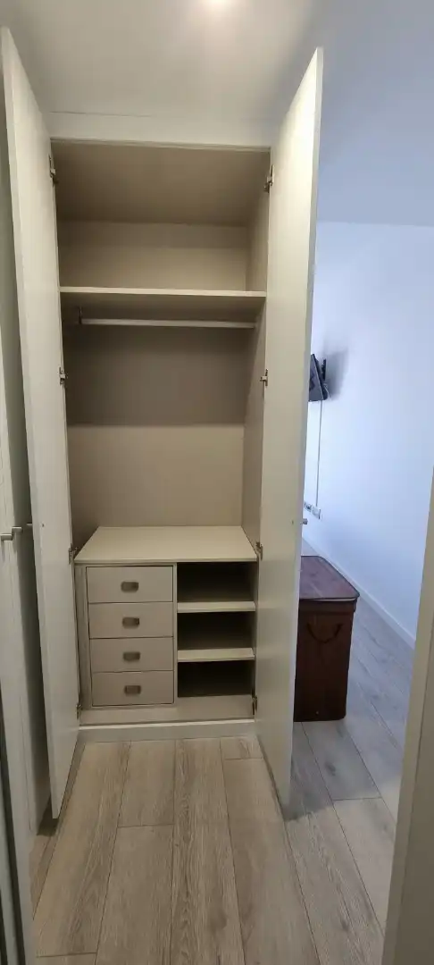 Schlafzimmer von Wohnung zur Miete in Entrenúcleos