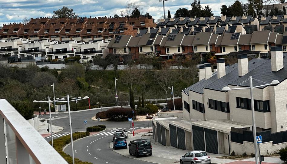 Photo 1 of Single-family semi-detached for sale in Centro Comercial - Hospital, Madrid