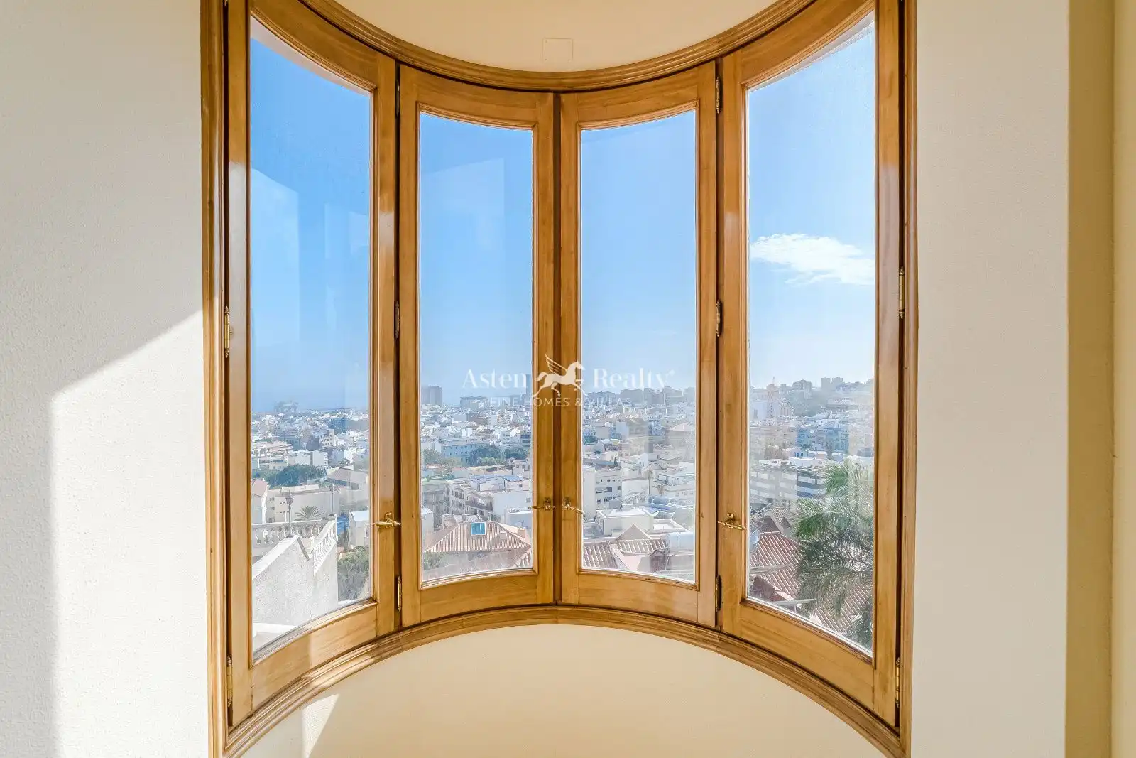 Habitación de Casa o chalet en venta en Santa Cruz de Tenerife con Aire acondicionado, Terraza y Piscina