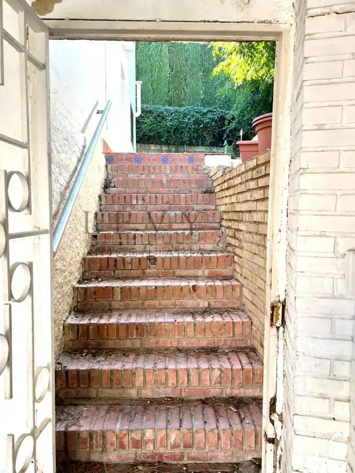 Vista exterior de Casa o xalet en venda en Torremolinos amb Calefacció, Jardí privat i Terrassa