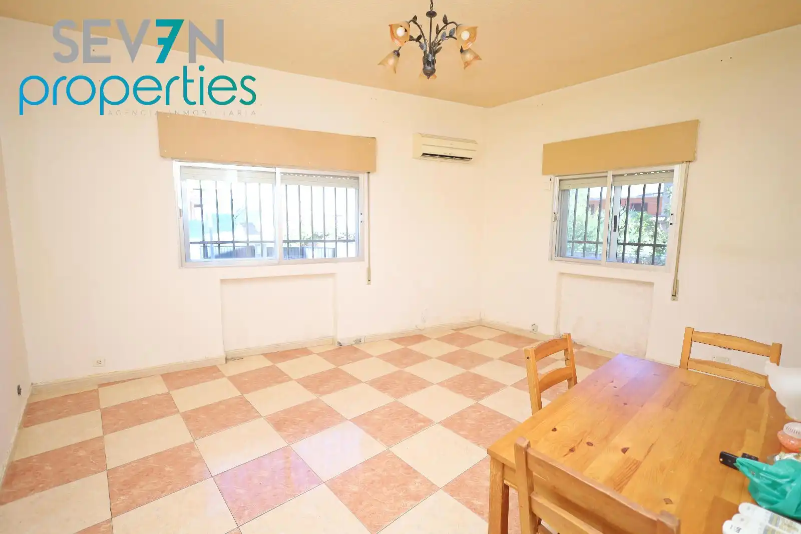 Exterior view of Flat for sale in Las Ventas de Retamosa  with Air Conditioner, Heating and Oven