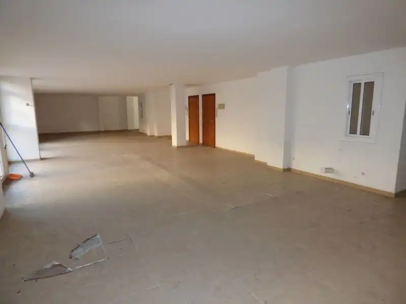 Oficina de alquiler en Manresa con Terraza