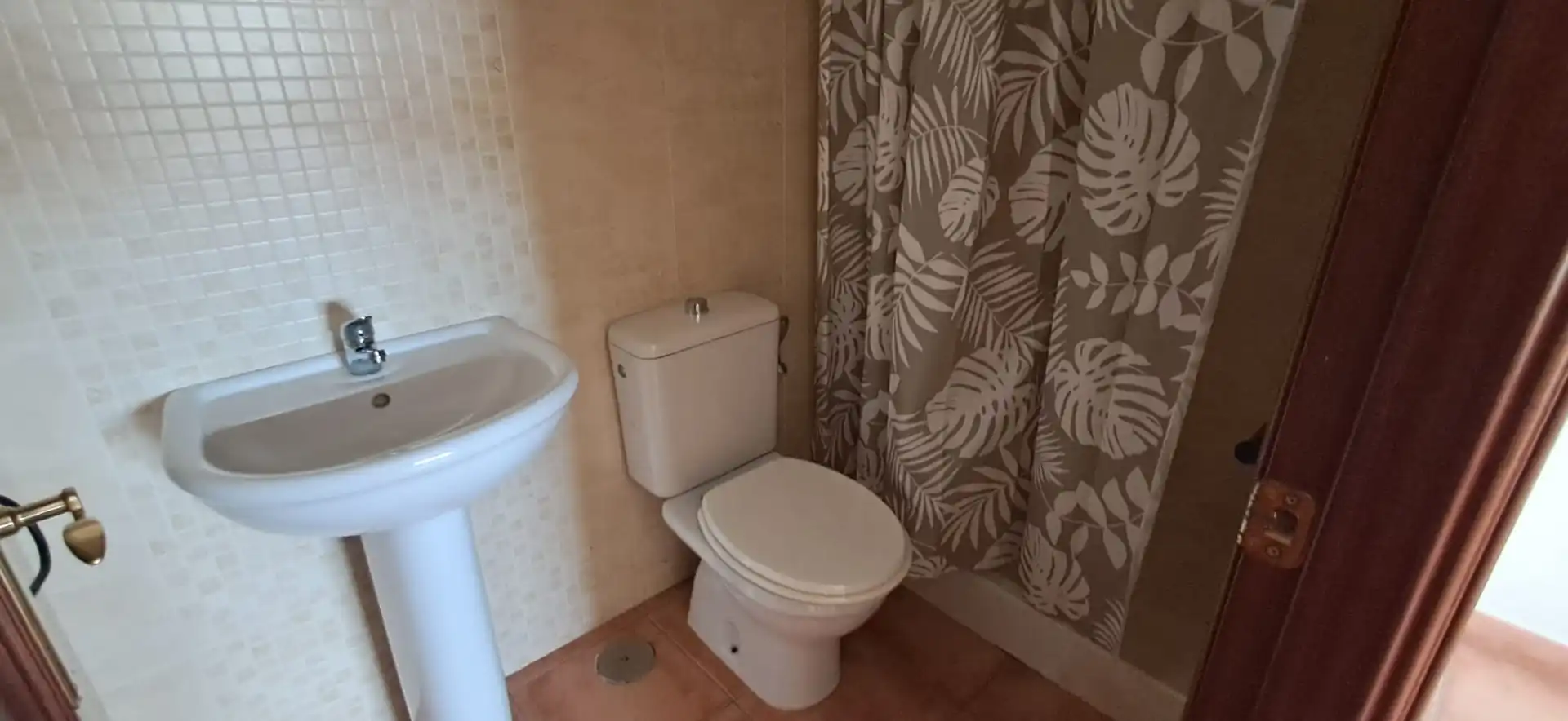 Bathroom of Flat for sale in Utrera  with Air Conditioner