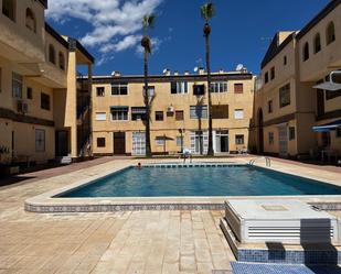 Piscina de Apartament en venda en Orihuela amb Terrassa i Piscina comunitària