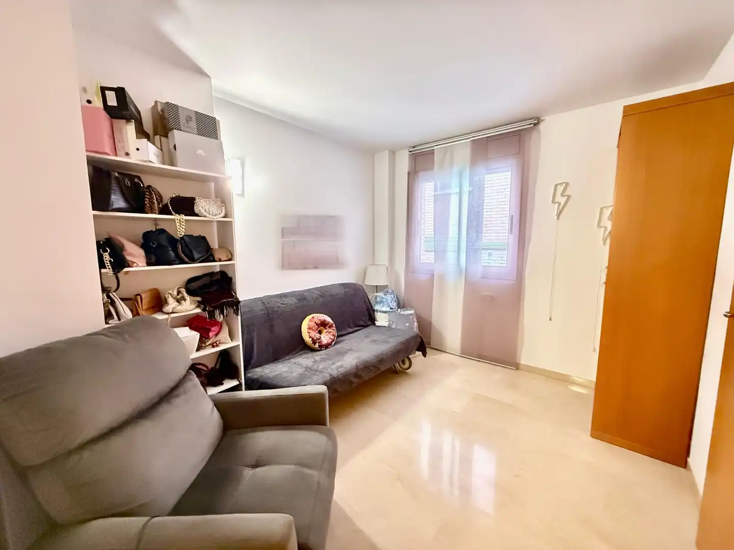Habitación de Dúplex en venta en Cornellà de Llobregat con Balcón