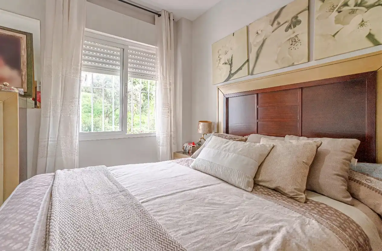 Schlafzimmer von Wohnung zum Verkauf in Rincón de la Victoria mit Terrasse, Abstellraum und Gemeinschaftspool