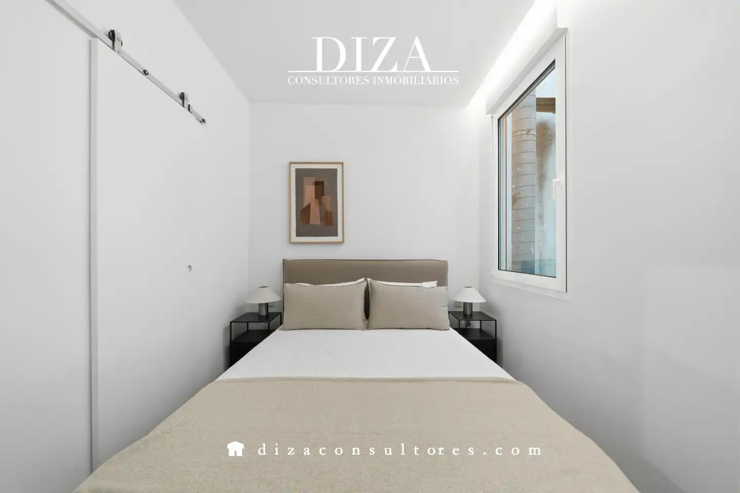 Dormitori de Apartament en venda en Madrid amb Aire condicionat, Calefacció i Moblat