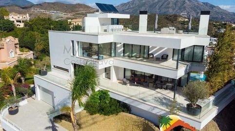 PROYECTO DE CHALETS MODERNOS DE DISEÑO INDIVIDUAL CON VISTAS PANORAMICAS SOBRE LA COSTA BRAVA