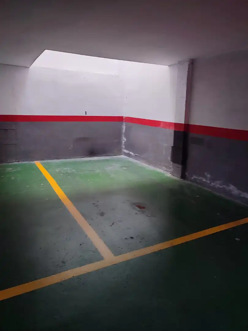 Parking de Piso en venta en Ripollet con Aire acondicionado, Calefacción y Parquet
