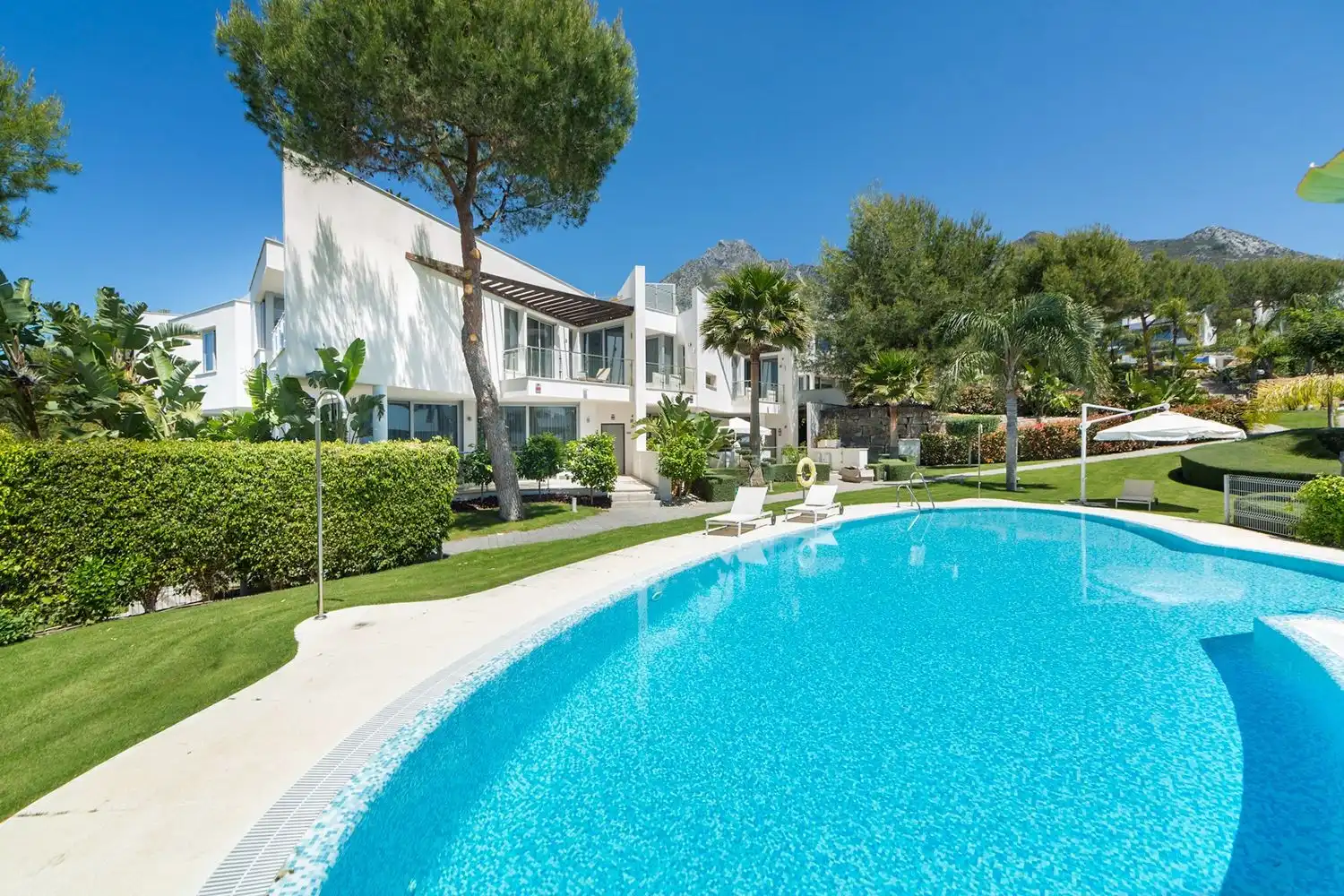 Jardín de Casa adosada en venta en Marbella con Aire acondicionado, Jardín privado y Terraza